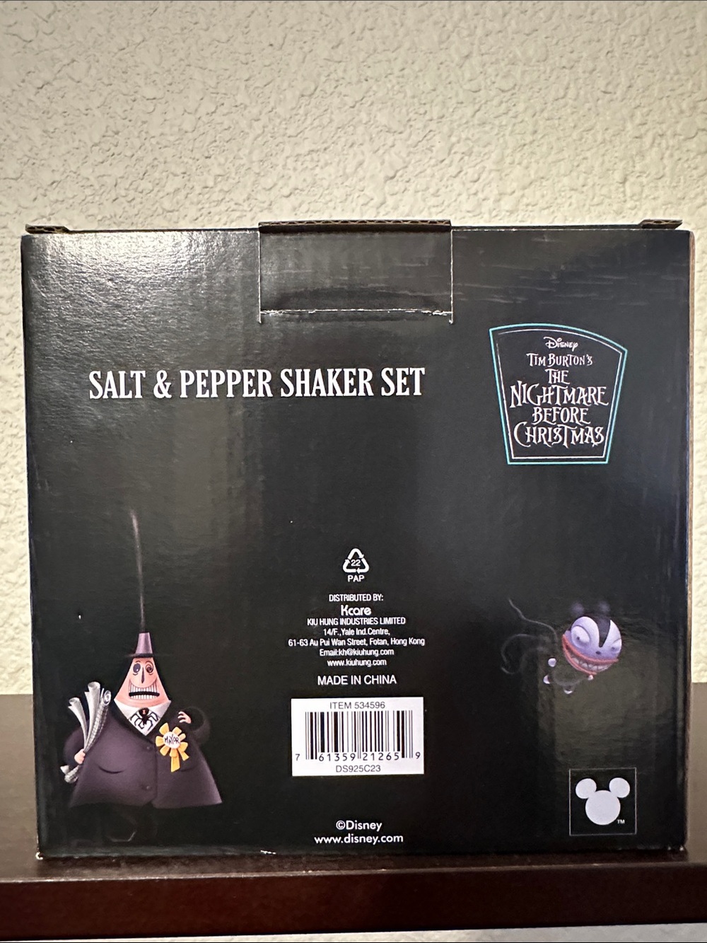 The Nightmare Before Christmas Salt & Pepper Shaker Set - Green & White - Picture 2 of 2